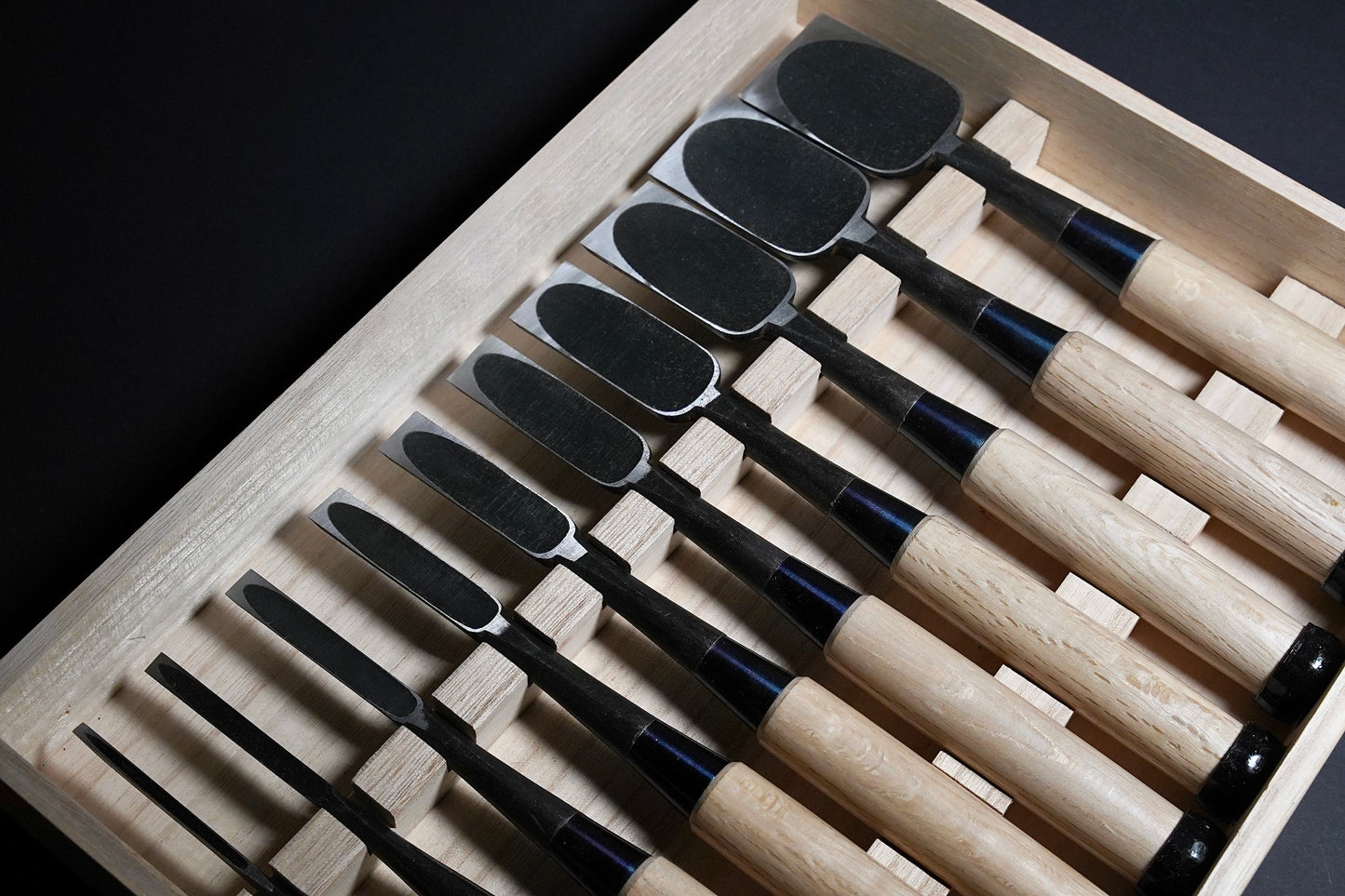 Funahiro Oire Nomi 10pcs set in Paulownia Box, White Oak Handle